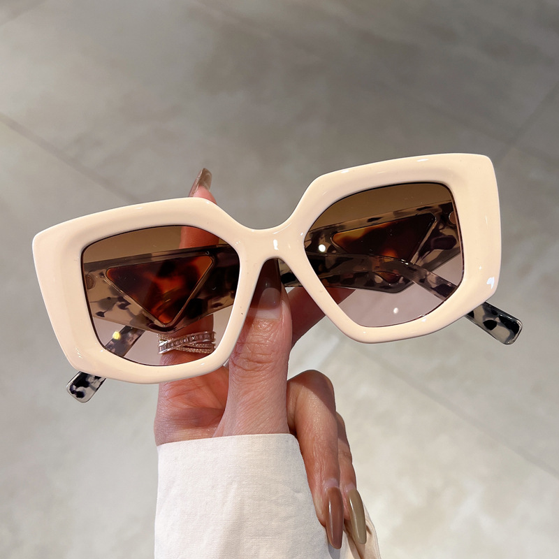 Street Fashion American - Hot-selling new European and American style