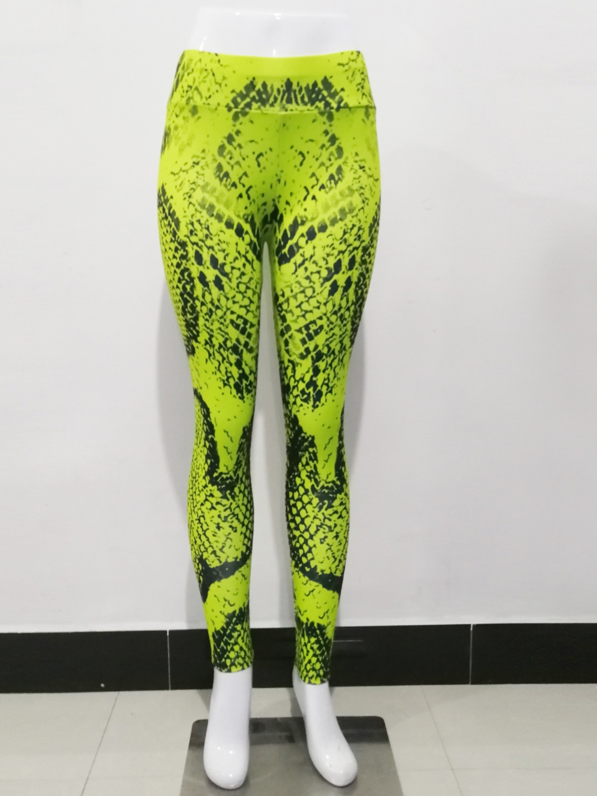 High Waist Snake Print Sports  - Fashion Street Yoga recensie en prijs