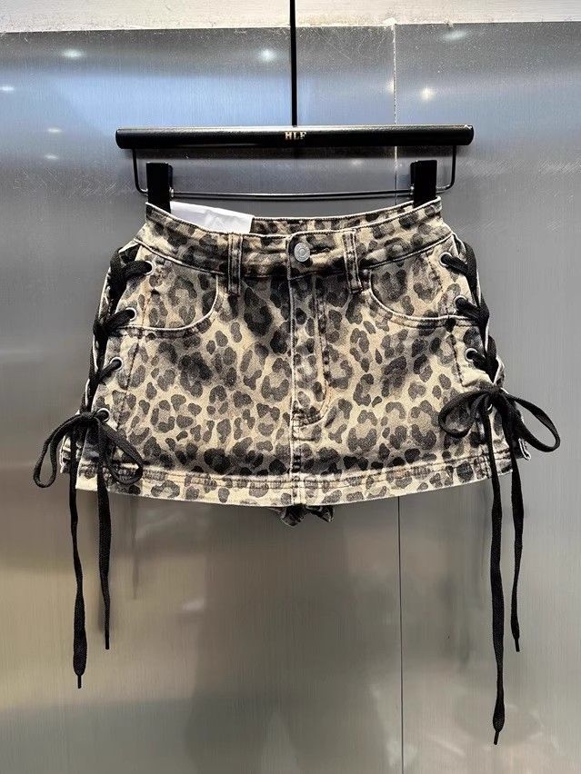 Strap-on Spice Girl Hip Skirt  - Street Fashion Online recensie en prijs